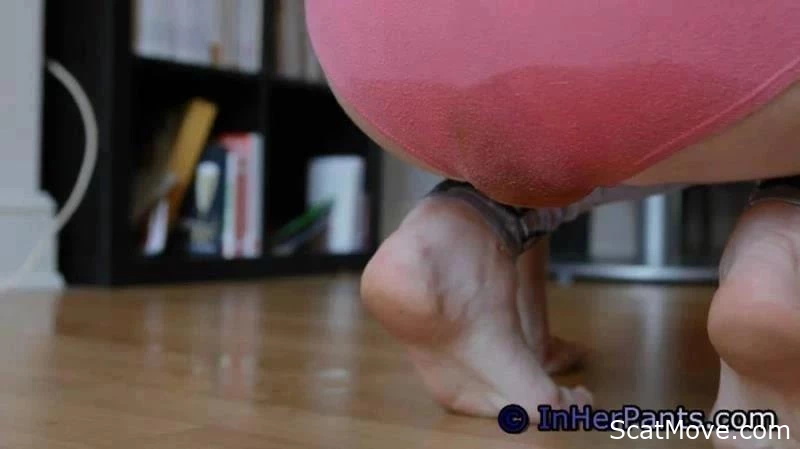 Accident In Pippas Trousers - Intestinal Discharge - Jessicakay